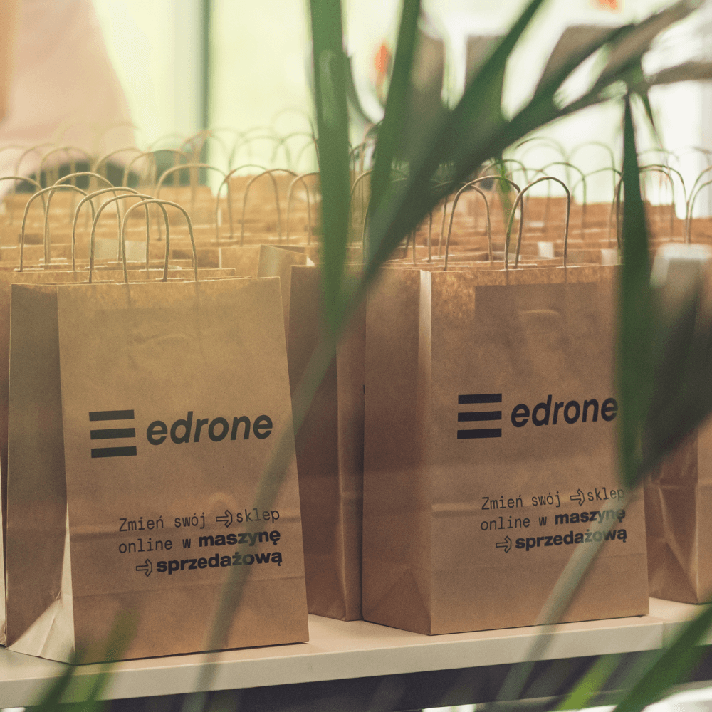 Sacolas edrone representando taxa de recompra no e-commerce